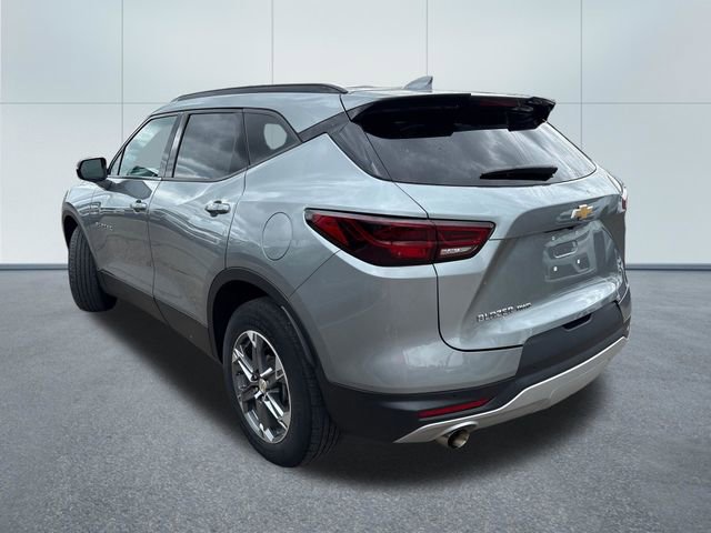 Used 2024 Chevrolet Blazer LT AWD/4WD video 2