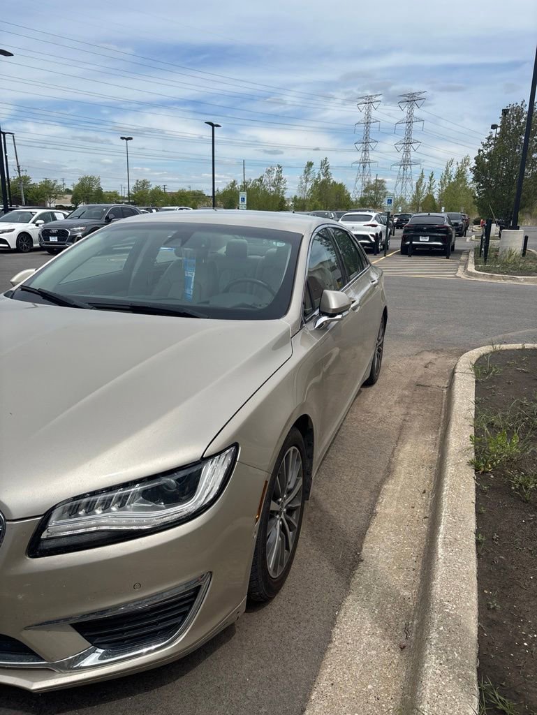 Used 2017 Lincoln MKZ Select w/ Technology Package FWD image 2