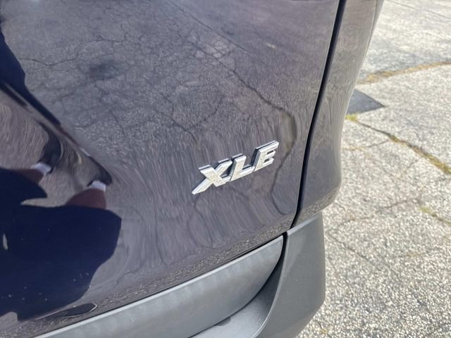 Used 2023 Toyota RAV4 XLE image 6