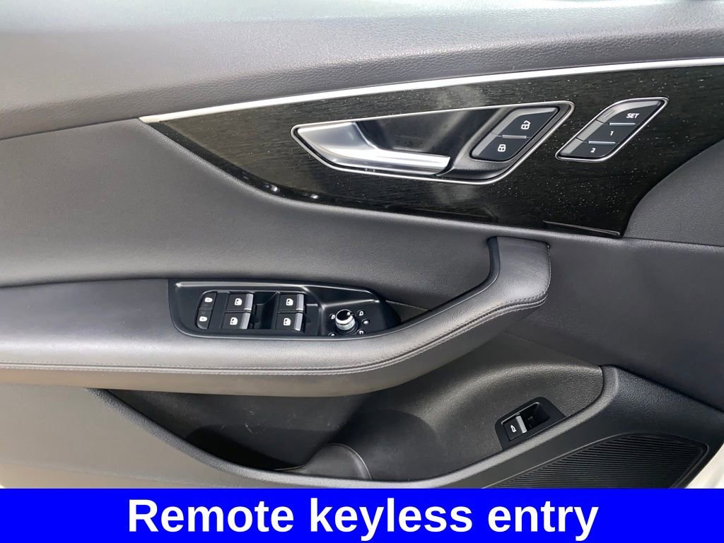 Used 2023 Audi Q7 3.0T Premium Plus image 16