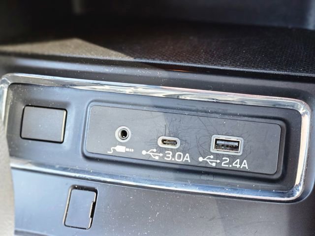 Used 2025 Subaru Ascent Premium image 24