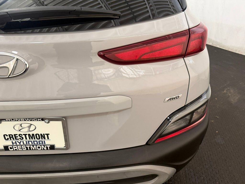 Certified 2023 Hyundai Kona SEL w/ Convenience Package image 11