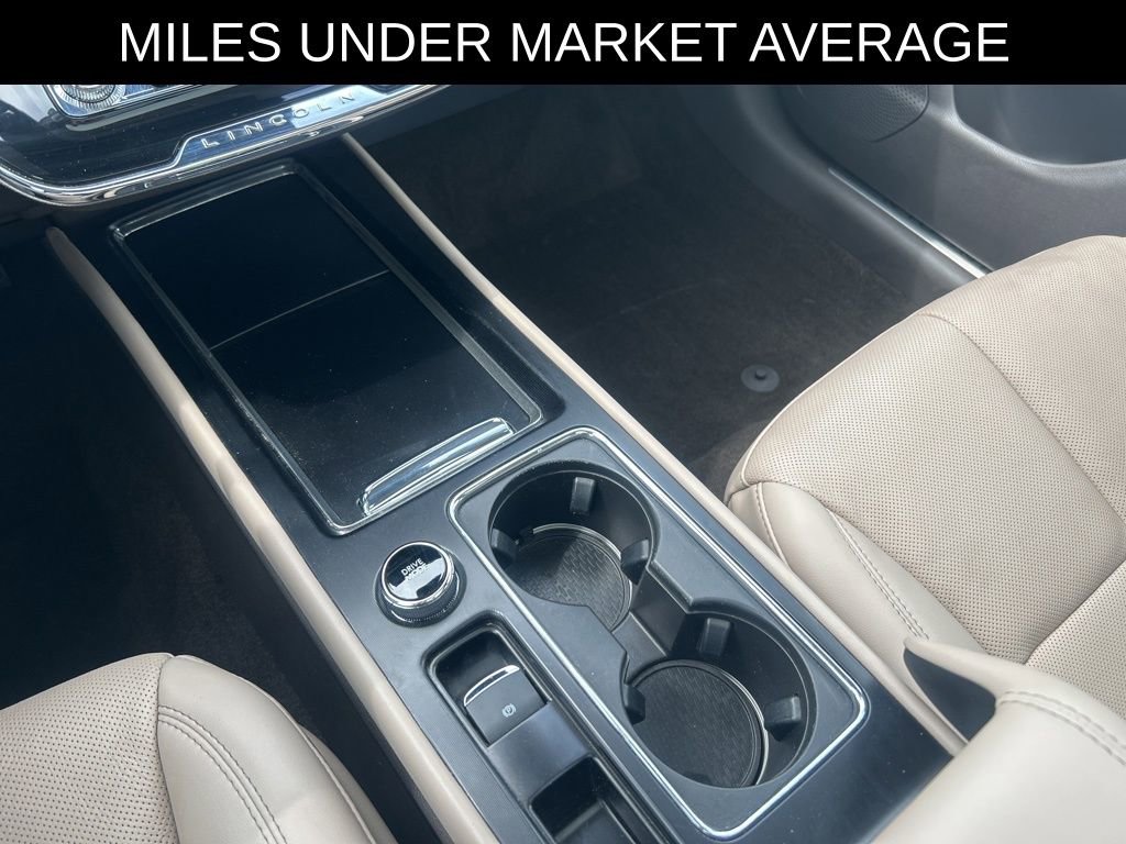 Used 2023 Lincoln Corsair Reserve w/ Equipment Group 201A FWD image 17