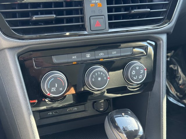 Certified 2023 Volkswagen Taos S FWD image 20