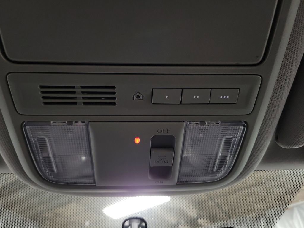 Used 2018 Honda Ridgeline Sport image 21