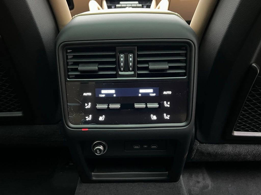 New 2026 Porsche Cayenne E-Hybrid image 17