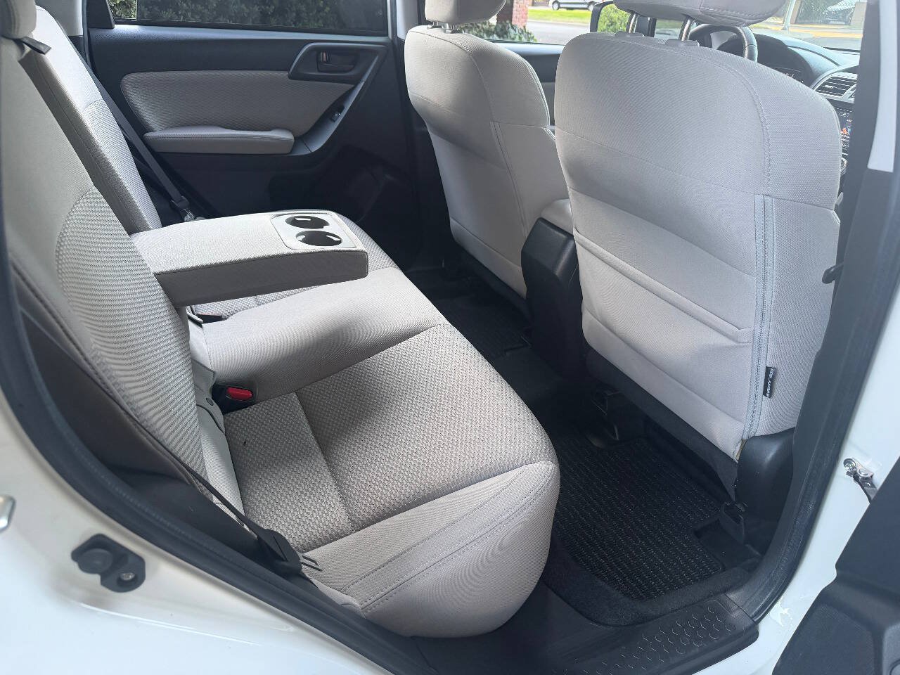 Used 2017 Subaru Forester 2.5i Premium AWD/4WD image 22