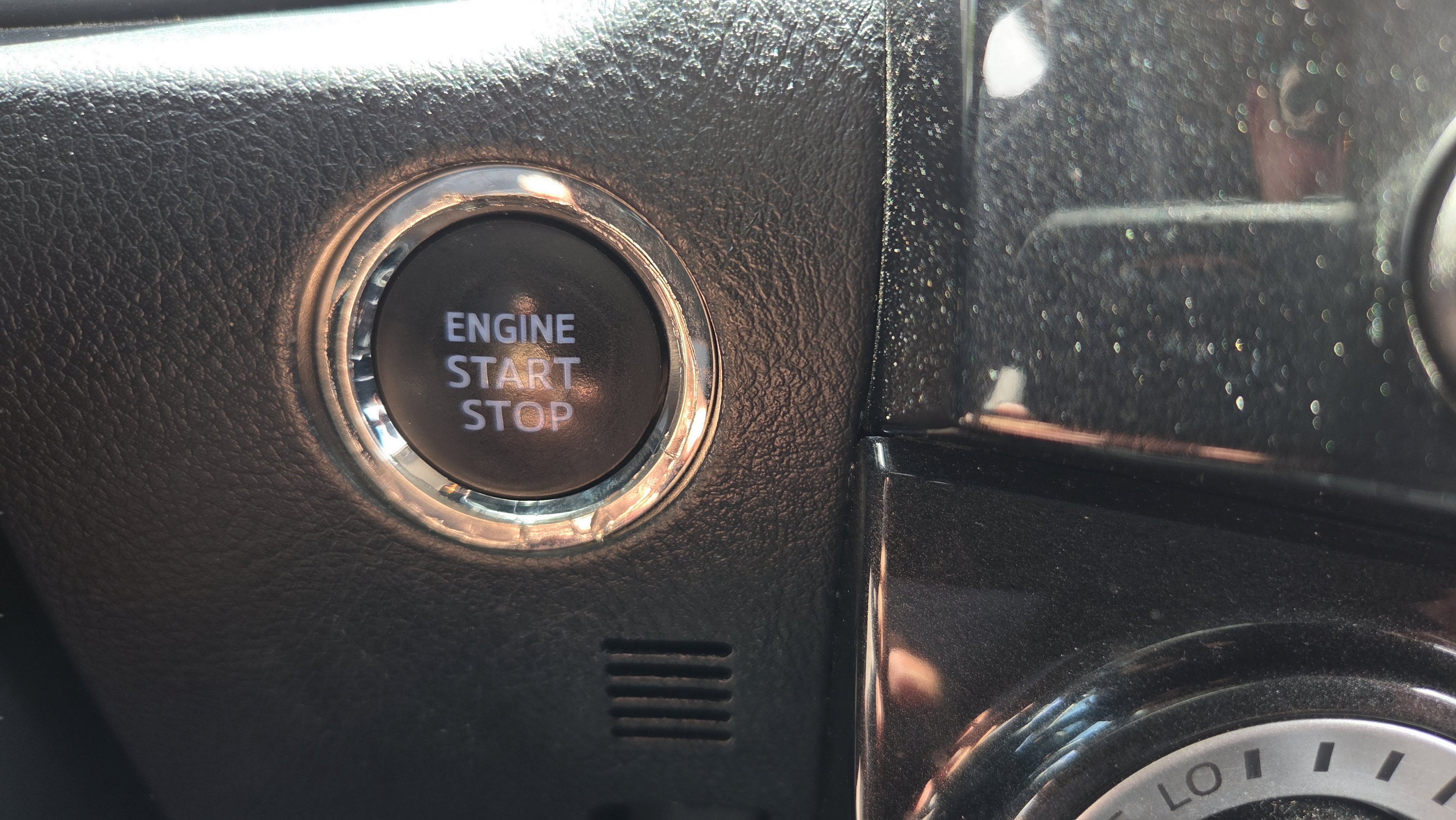 Certified 2021 Toyota 4Runner TRD Off-Road AWD/4WD image 15