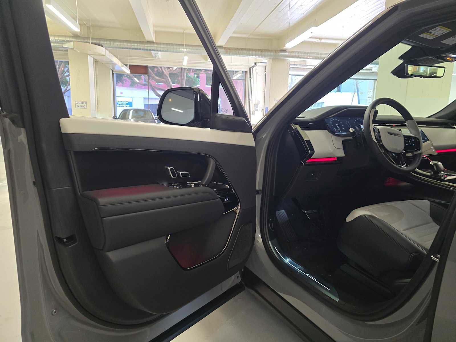 New 2025 Land Rover Range Rover Sport SV Edition Two image 19