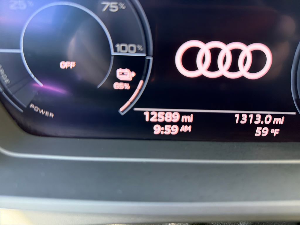 Used 2025 Audi Q4 e-tron Prestige w/ Black Optic Package AWD/4WD image 17