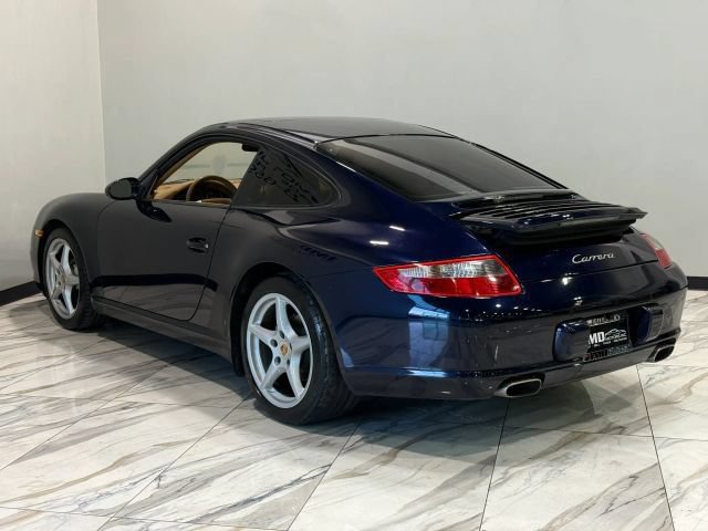 Used 2005 Porsche 911 Carrera RWD image 8