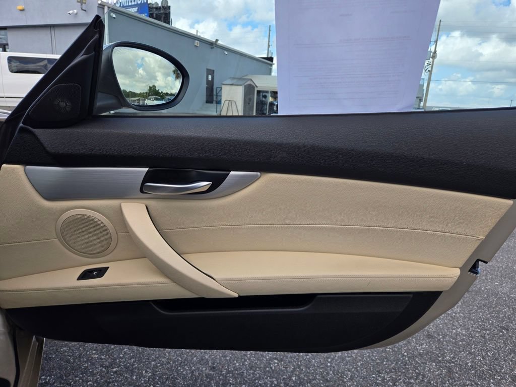 Used 2012 BMW Z4 sDrive35i RWD image 43