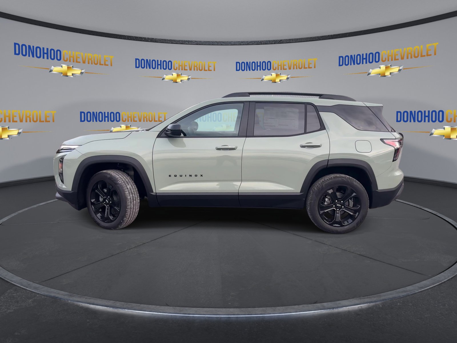 New 2026 Chevrolet Equinox LT w/ Midnight Edition image 8