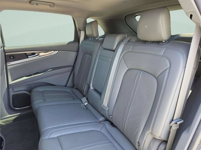 Used 2022 Lincoln Nautilus Reserve w/ Equipment Group 201A FWD image 20