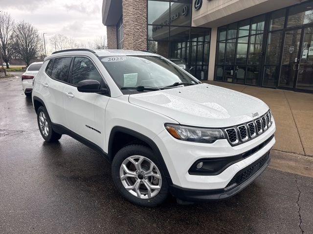Used 2025 Jeep Compass Latitude