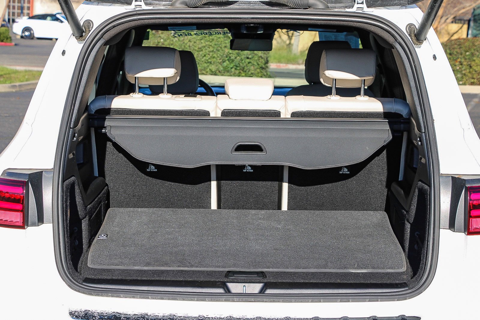 Certified 2025 Mercedes-Benz GLB 250 4MATIC image 25