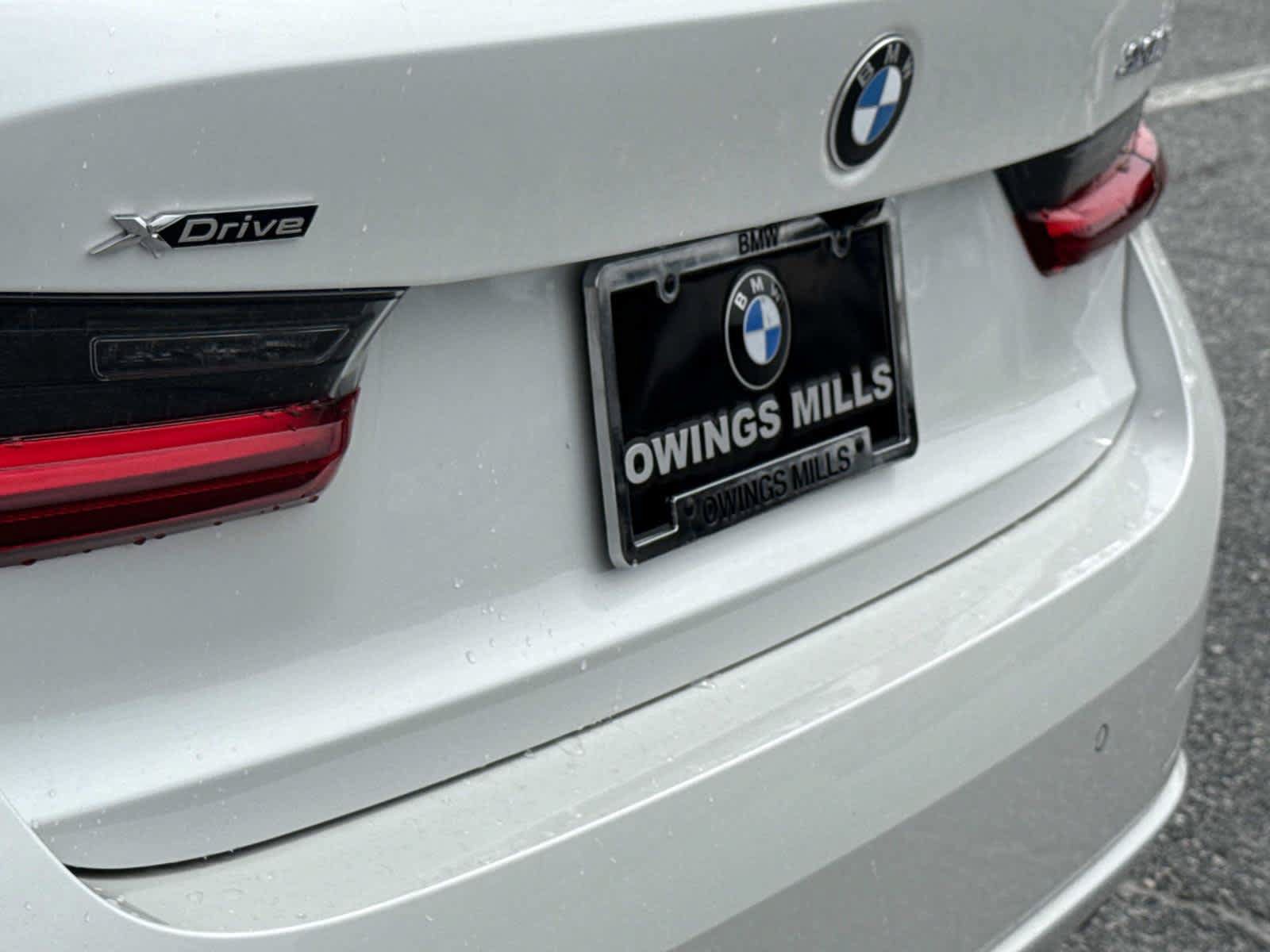 New 2026 BMW 330i xDrive Sedan w/ Premium Package AWD/4WD image 11