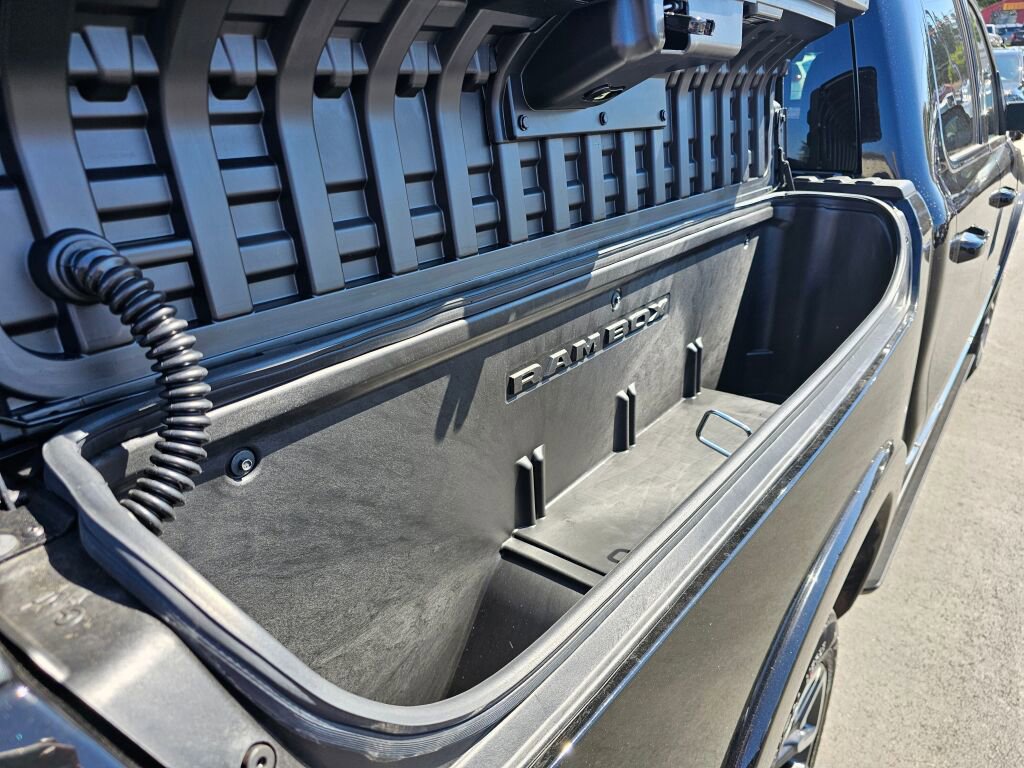 New 2025 RAM 1500 Limited image 14