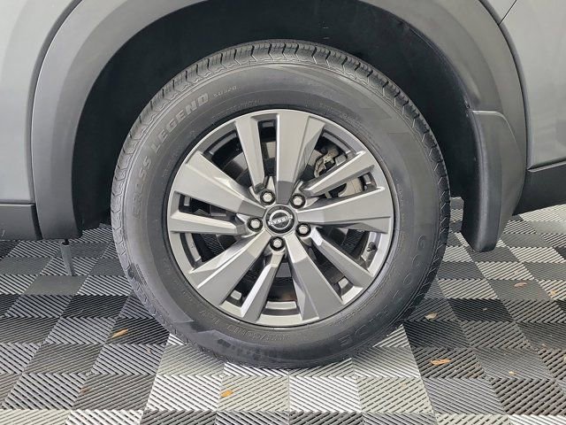 Certified 2022 Nissan Pathfinder SV w/ Cargo Package FWD image 10