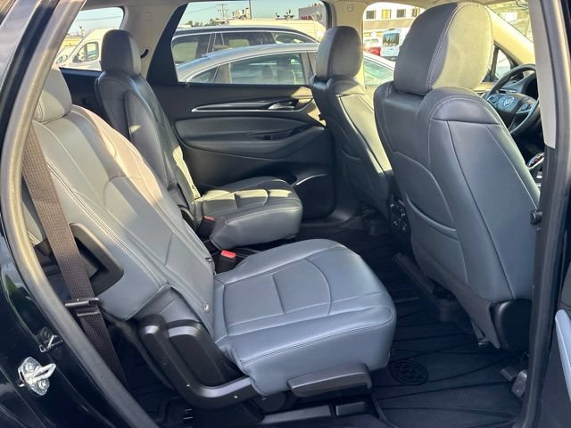 Used 2020 Buick Enclave Essence w/ Sound and Sites Package AWD/4WD image 7