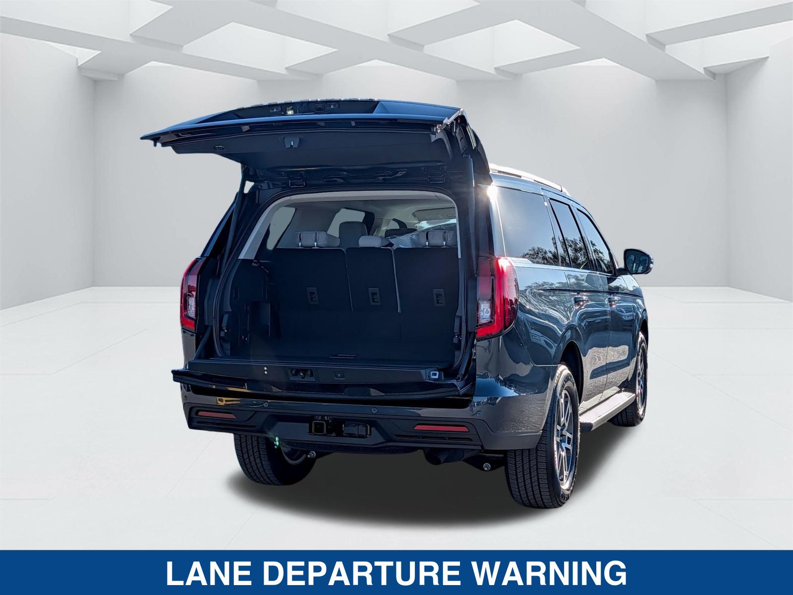 New 2026 Ford Expedition Active RWD image 18