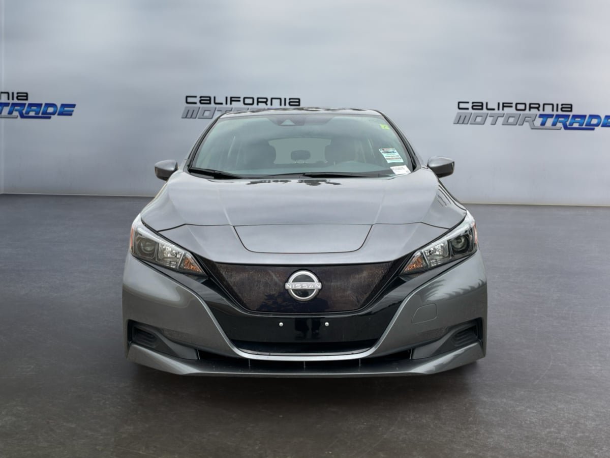 Used 2024 Nissan Leaf S FWD image 2