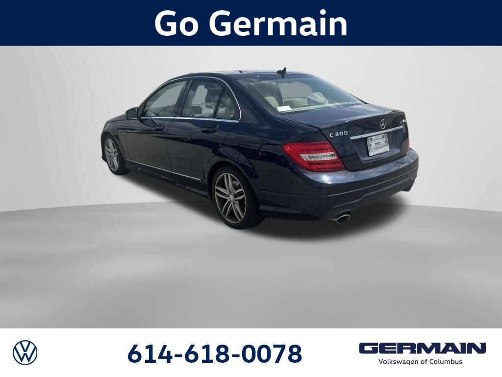 Used 2014 Mercedes-Benz C 300 4MATIC Sedan image 3