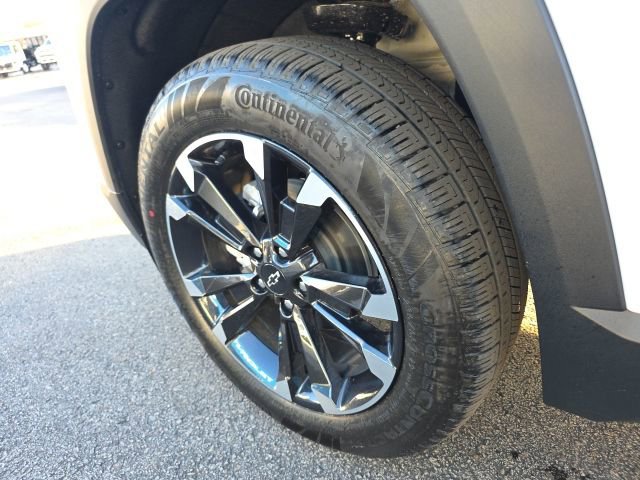 New 2026 Chevrolet Equinox RS w/ Safety and Technology Package image 7