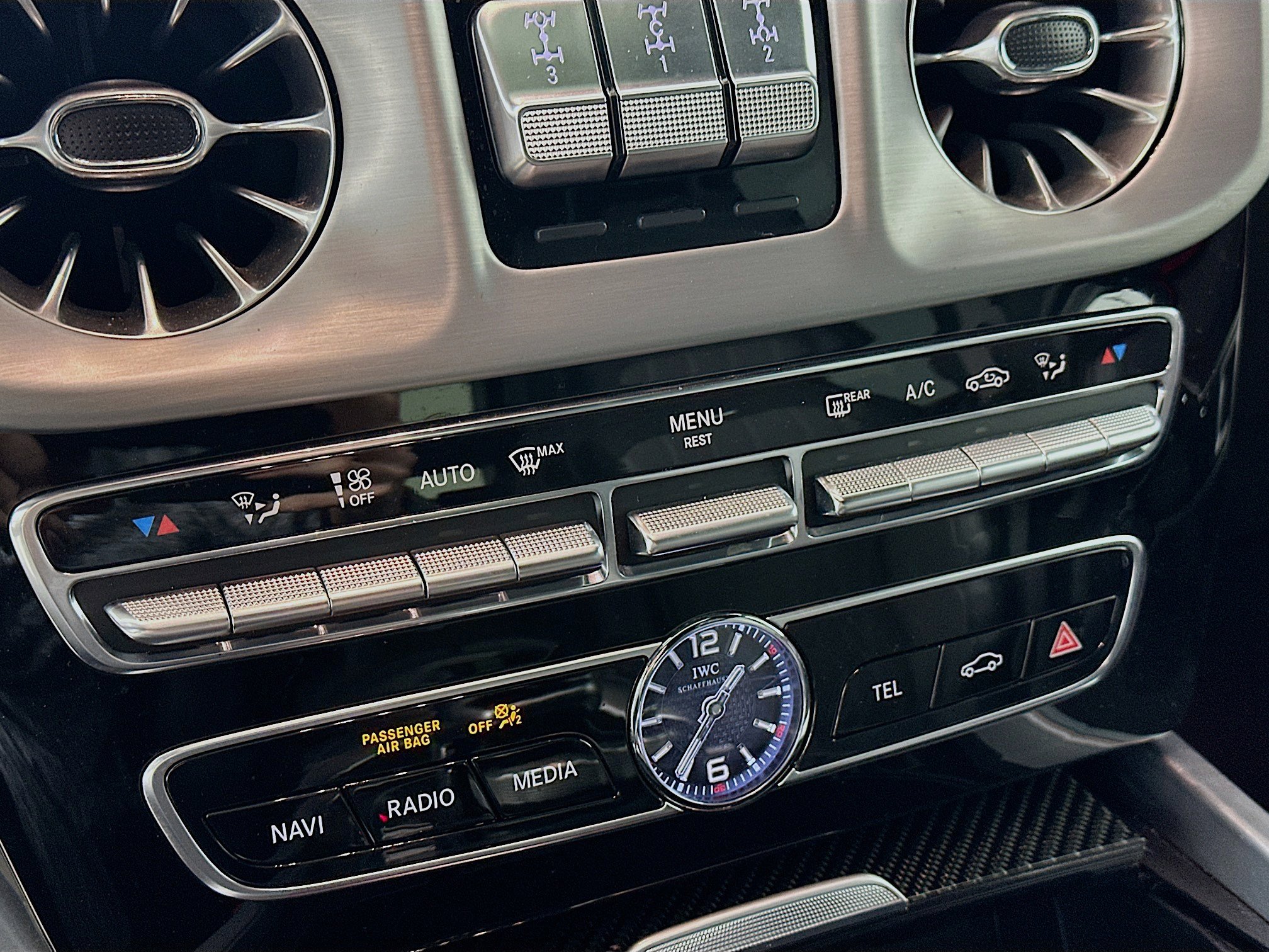 Certified 2020 Mercedes-Benz G 63 AMG 4MATIC image 20