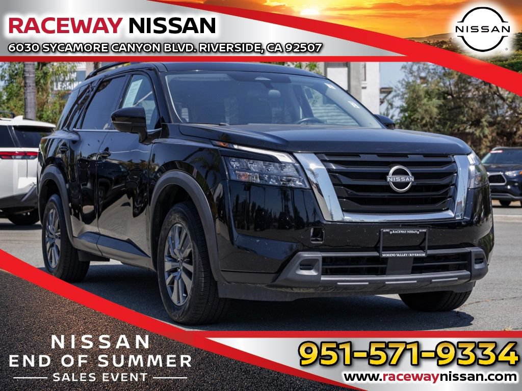 Used 2024 Nissan Pathfinder SV