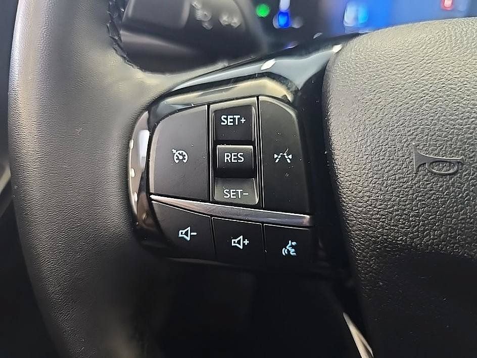 Used 2023 Ford Escape Active AWD/4WD image 17