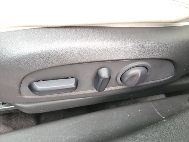 Used 2022 Buick Encore GX Select AWD/4WD image 20