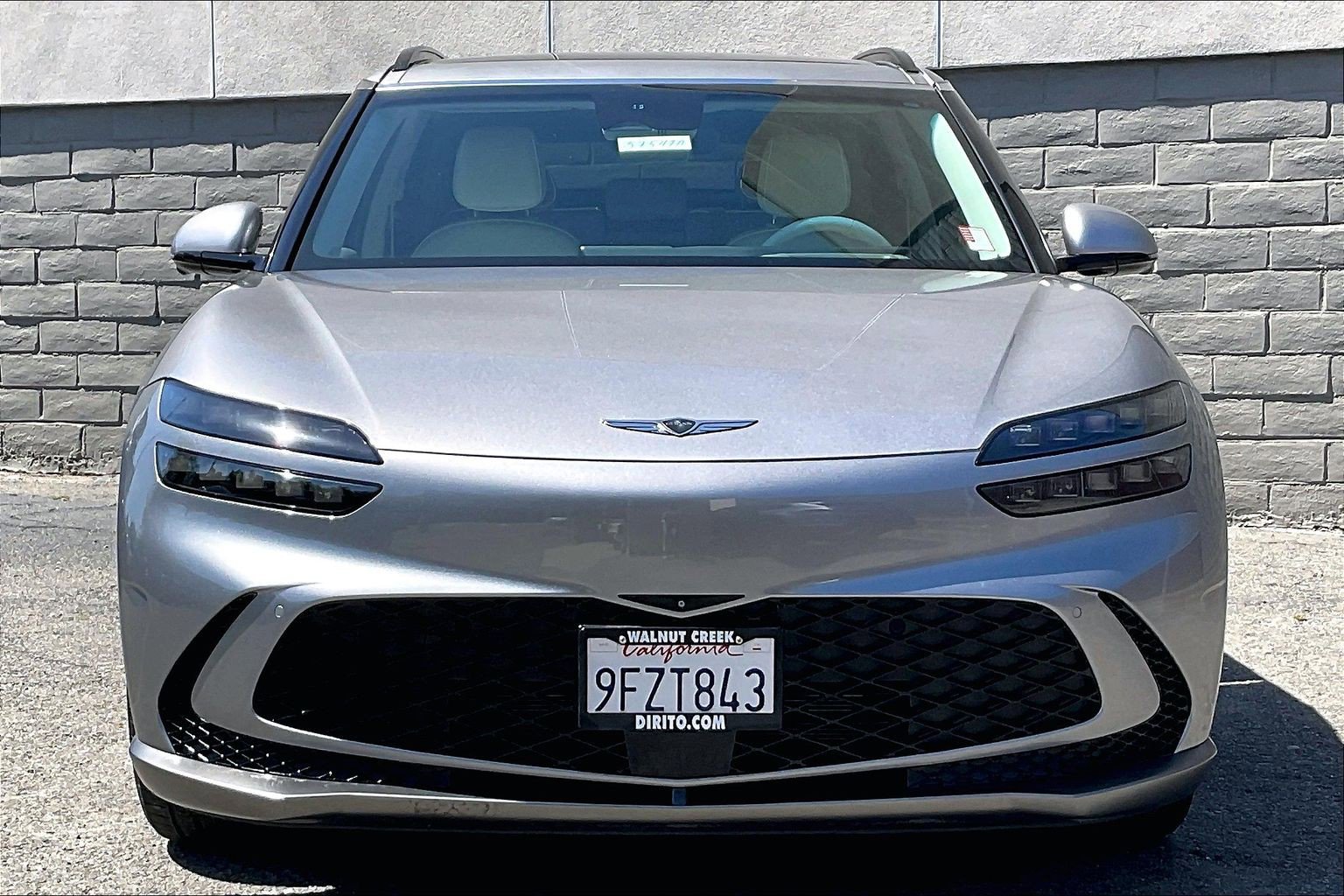 Used 2023 Genesis GV60 Advanced AWD/4WD image 2