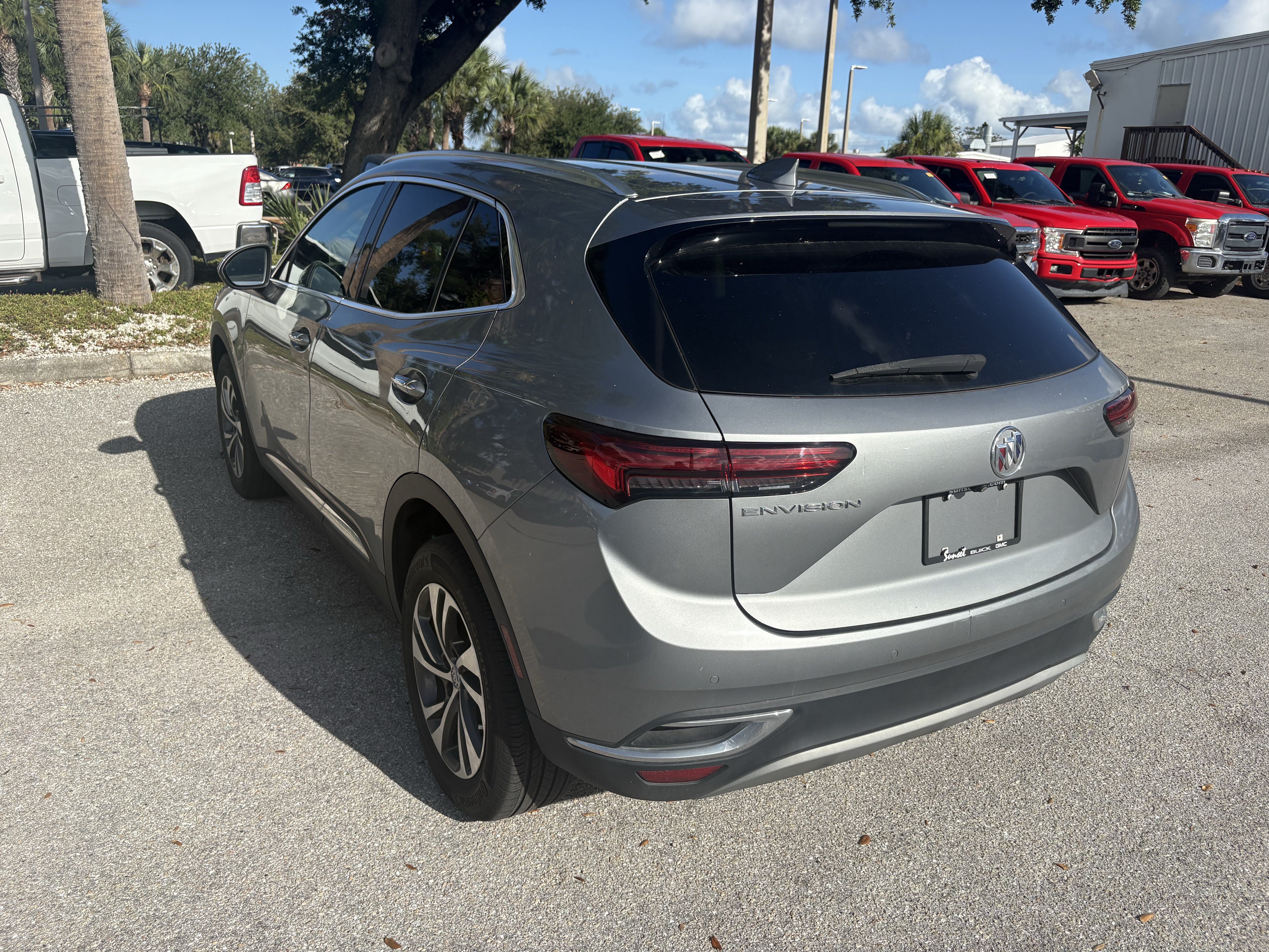 Used 2023 Buick Envision Essence FWD image 5