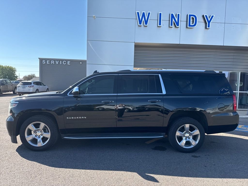 Used 2018 Chevrolet Suburban Premier image 8