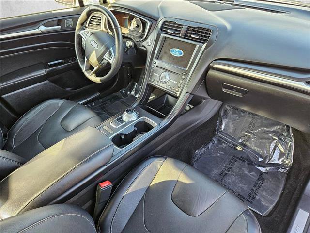 Used 2019 Ford Fusion Energi Titanium FWD image 27
