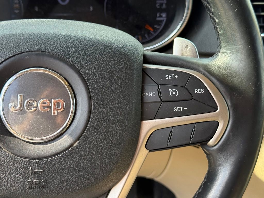 Used 2014 Jeep Grand Cherokee Limited w/ Trailer Tow Group IV image 16