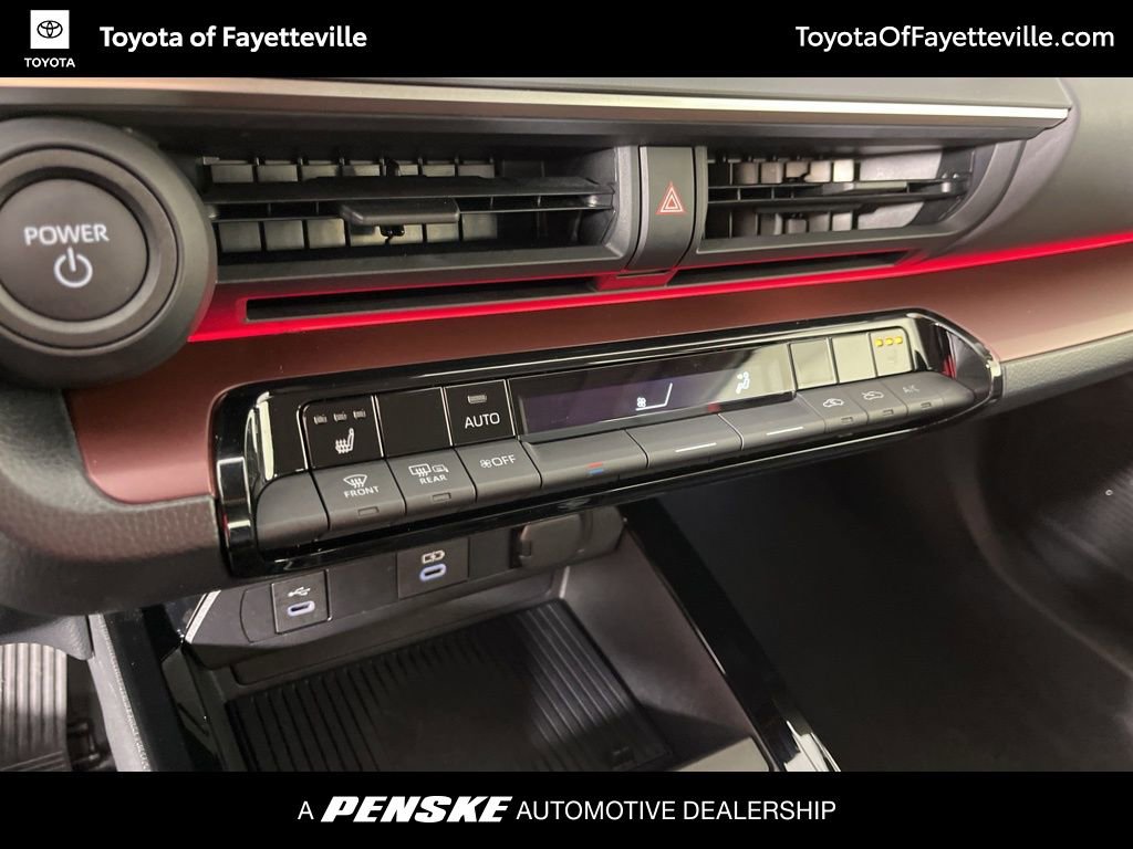 Used 2024 Toyota Prius Prime XSE Premium image 33