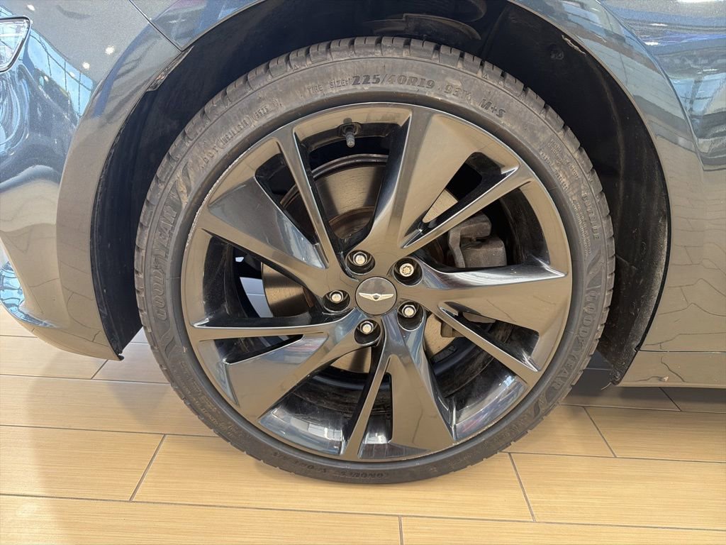 Used 2023 Genesis G70 3.3T w/ Sport Advanced Package image 10