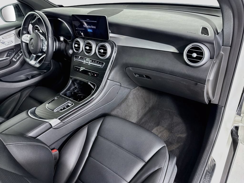 Used 2021 Mercedes-Benz GLC 300 image 17