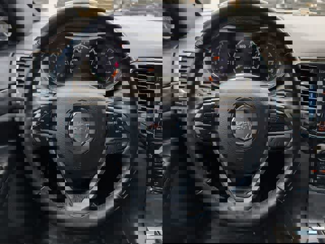 Used 2021 Jeep Grand Cherokee Laredo X image 21