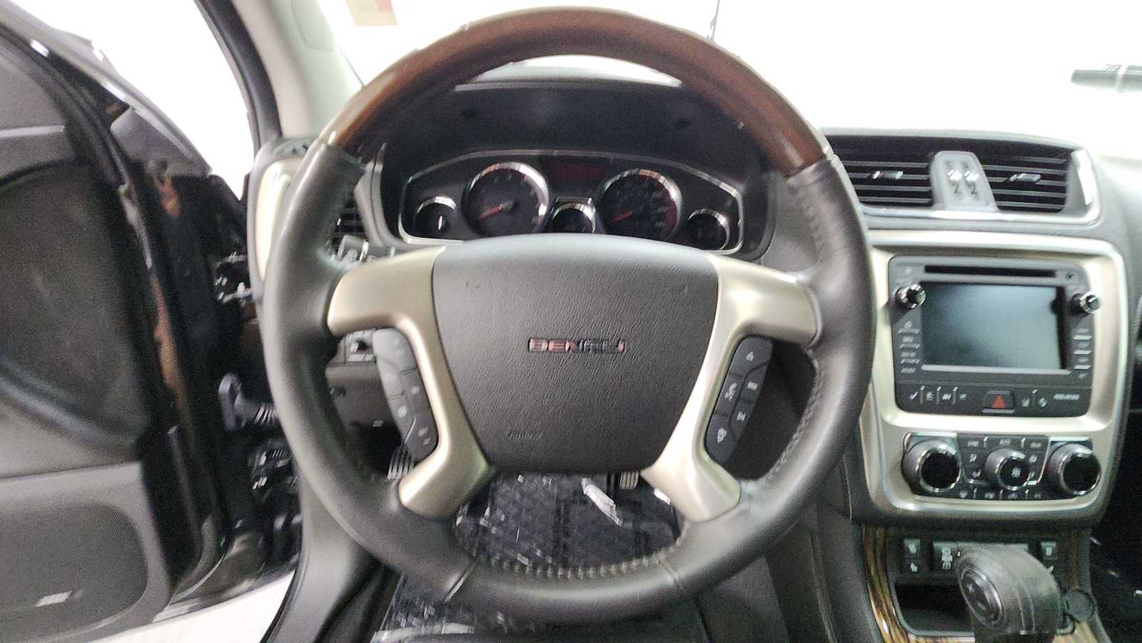 Used 2016 GMC Acadia Denali AWD/4WD image 16