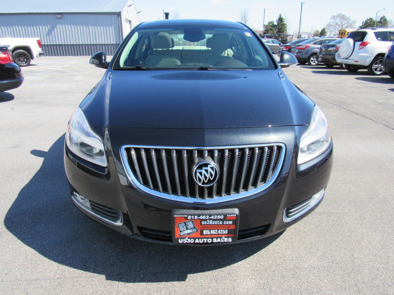 Used 2012 Buick Regal Premium image 9