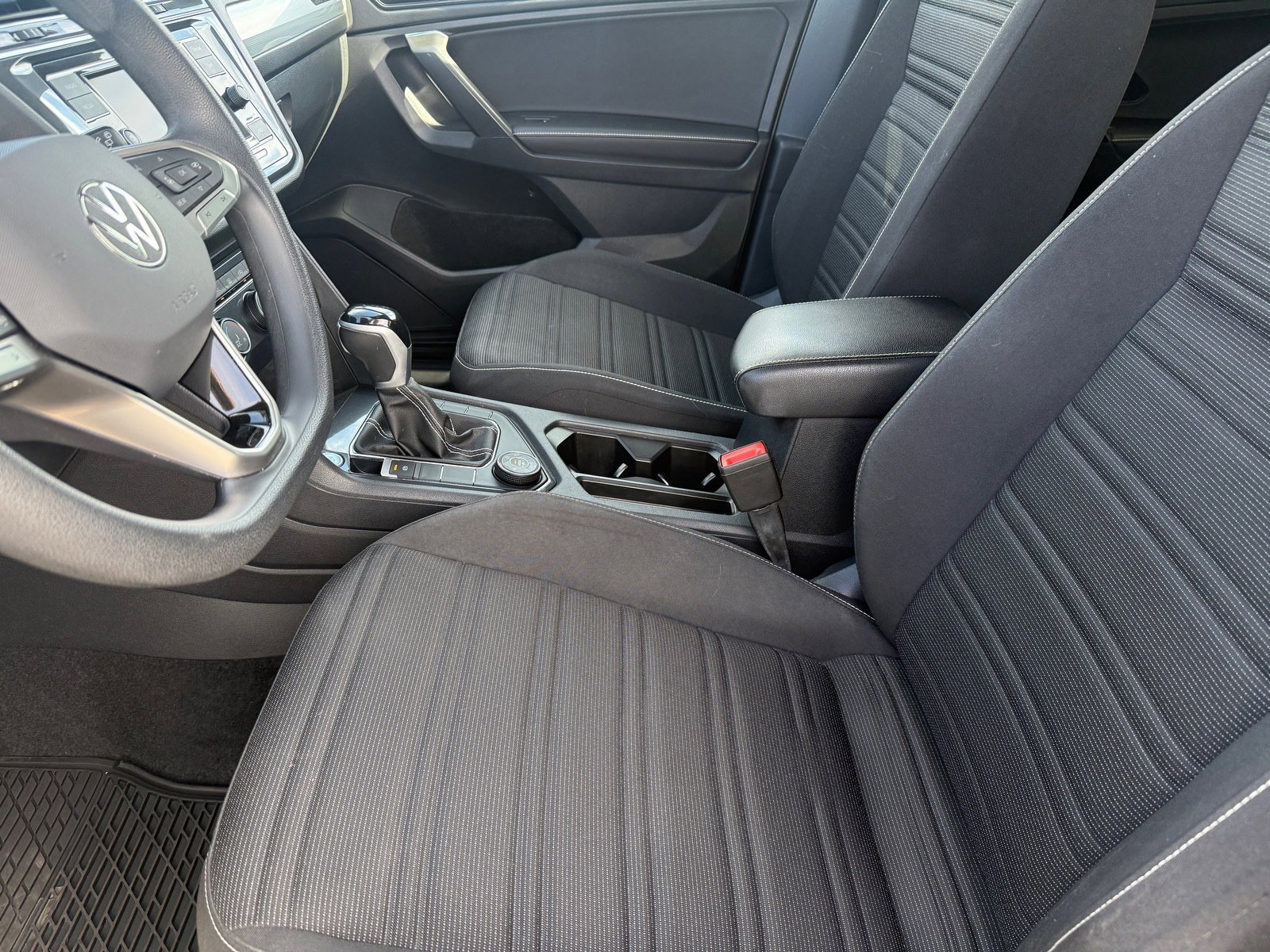 Used 2023 Volkswagen Tiguan S image 25