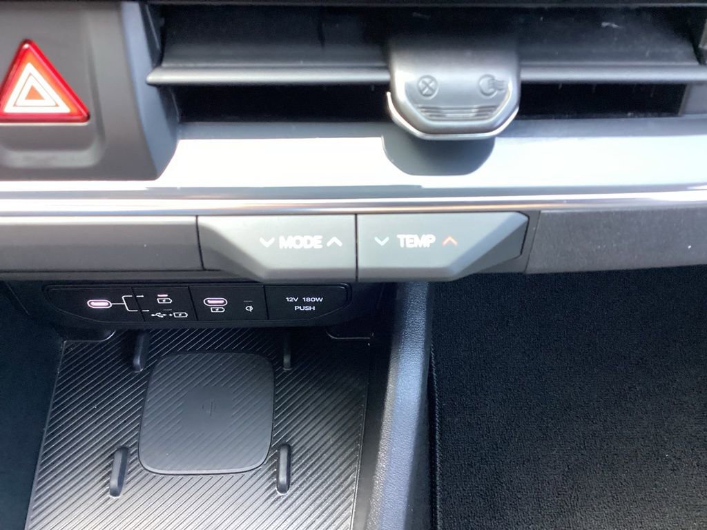 Used 2025 Kia K4 EX image 51