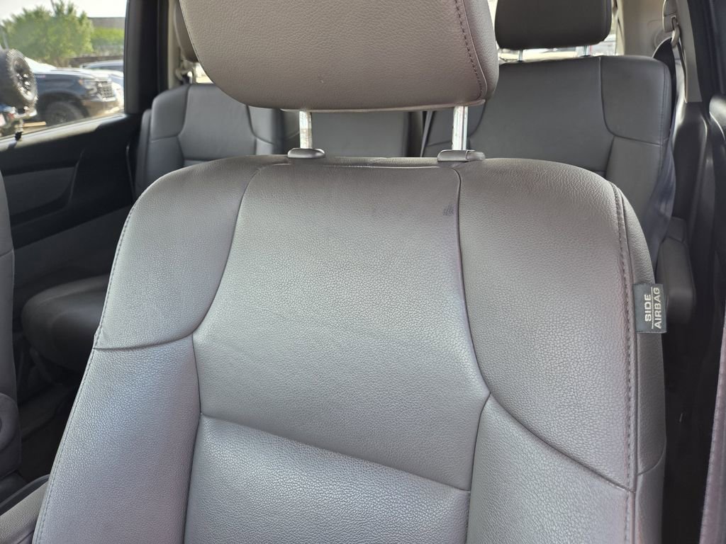 Used 2016 Honda Odyssey Touring image 16