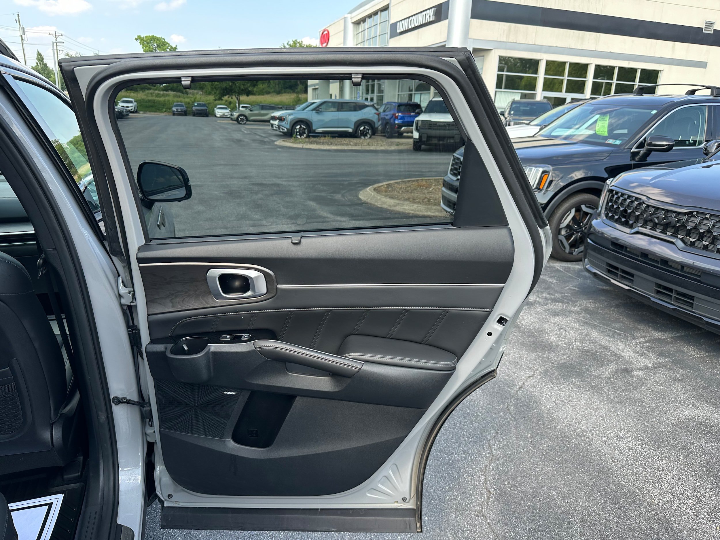 Used 2025 Kia Sorento SX Prestige AWD/4WD image 21