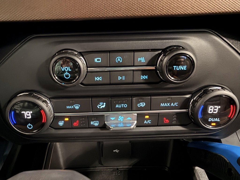 Used 2023 Ford Bronco Outer Banks image 36