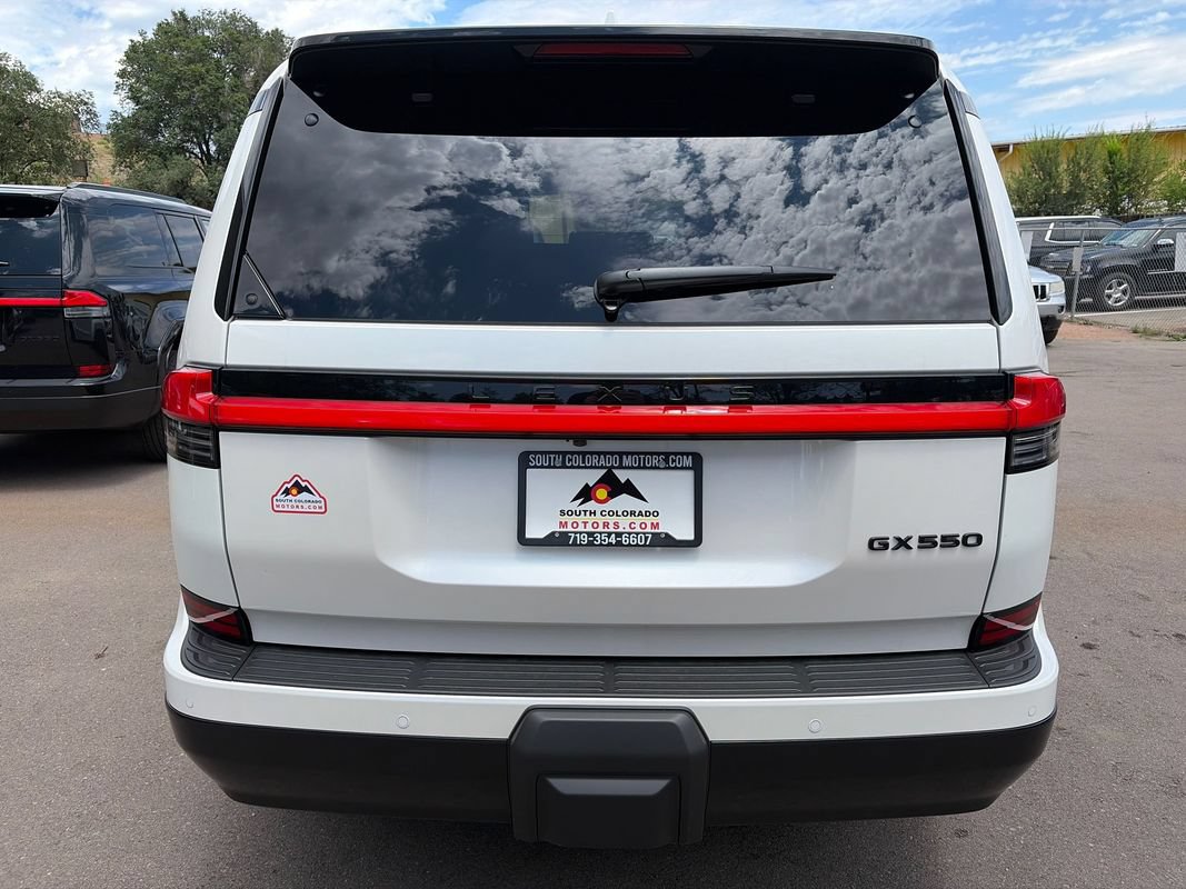 Used 2026 Lexus GX 550 w/ Accessory Package (2T) AWD/4WD image 6