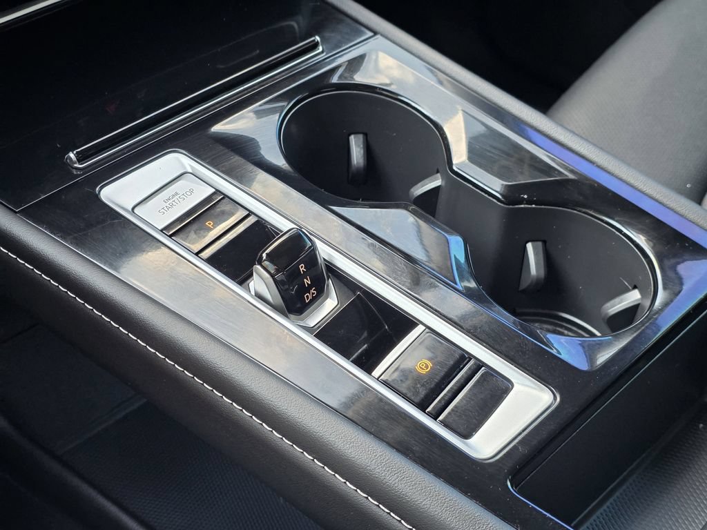 New 2026 Volkswagen Atlas SE FWD image 16